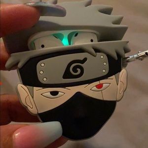 Kakashi’s AirPods case